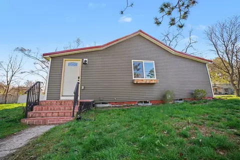 Exterior - 201 E Bennett, Mount Pleasant, MI 48858 photo 2 of 4