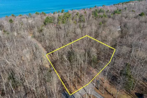 APT 12 Aspen, Kewadin, MI 49648