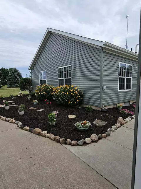 5557 E Pleasant Vly, Shepherd, MI 48883 photo 4