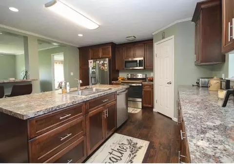 5557 E Pleasant Vly, Shepherd, MI 48883 photo 6
