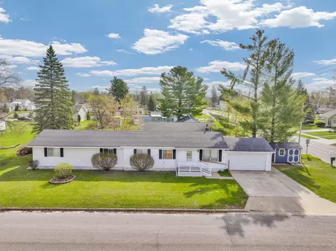 302 Allen, Cadillac, MI 49601