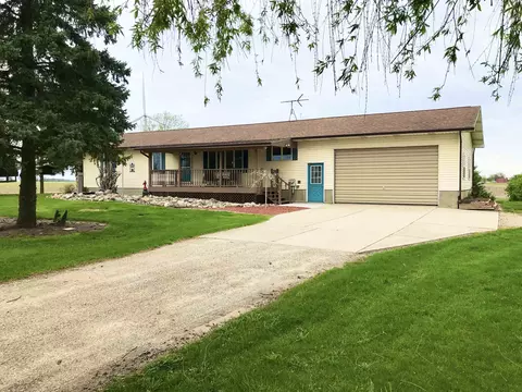 Exterior - 1989 S Crapo, Ithaca, MI 48847 photo 23 of 23