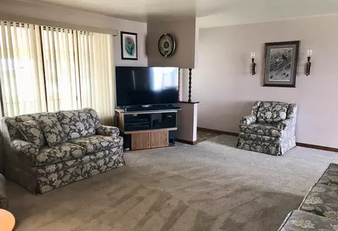 Living - 1989 S Crapo, Ithaca, MI 48847 photo 3 of 3