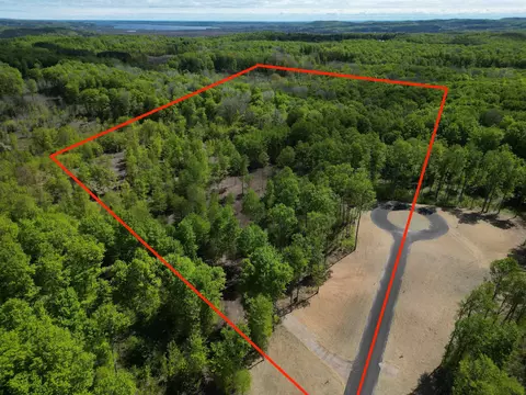 1453 E Solaris #LOT : B6, Maple City, MI 49664
