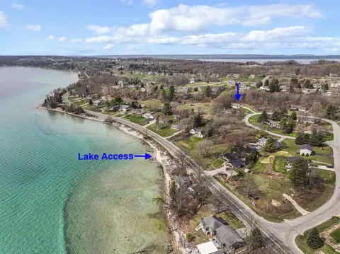 1163 Londolyn, Traverse City, MI 49686