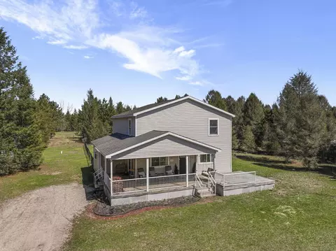 17646 Fewins, Interlochen, MI 49643