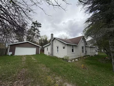 110 W Carl, Buckley, MI 49620