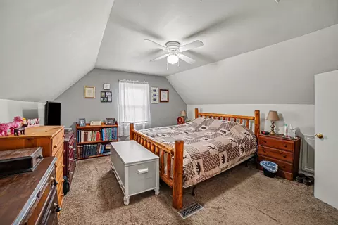 Bedroom - 232 S Gwinner #LOT : 7, Ithaca, MI 48847 photo 2 of 3