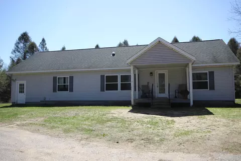 1177 Railroad, Beulah, MI 49617