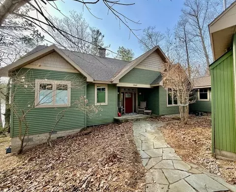 2969 Crescent Shrs, Traverse City, MI 49685