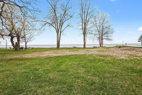Exterior - 3044 S Point Augres, Au Gres, MI 48703 photo 11 of 12