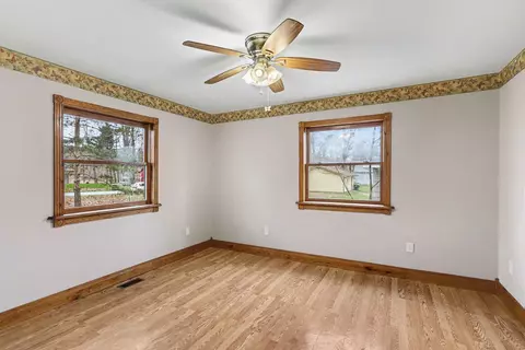 Bedroom - 3044 S Point Augres, Au Gres, MI 48703 photo 3 of 3