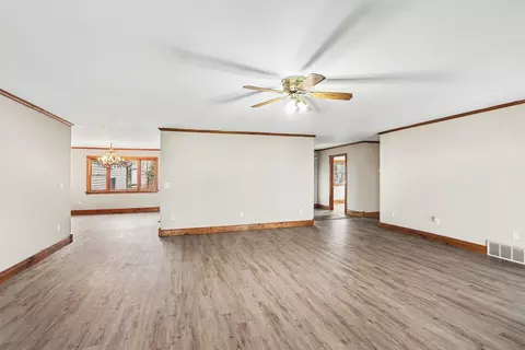Living - 3044 S Point Augres, Au Gres, MI 48703 photo 2 of 5