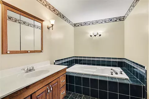 Bath - 3044 S Point Augres, Au Gres, MI 48703 photo 3 of 4