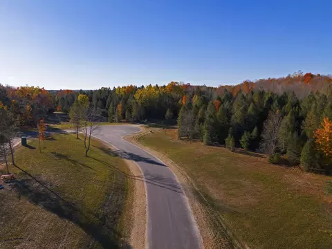 10601 SW Pine Rdg #WILDWOOD  16, Fife Lake, MI 49633