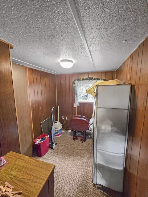 10733 Freeman, Mesick, MI 49668 photo 16