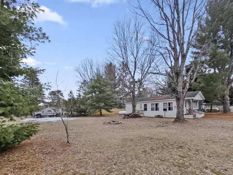 10733 Freeman, Mesick, MI 49668 photo 26