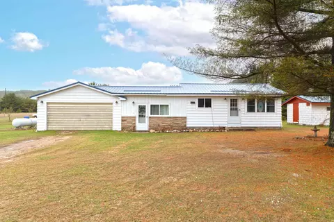 10595 E M-42, Manton, MI 49663 photo 15