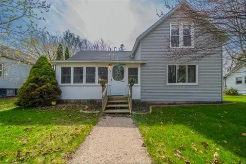 203 Adams, East Tawas, MI 48730
