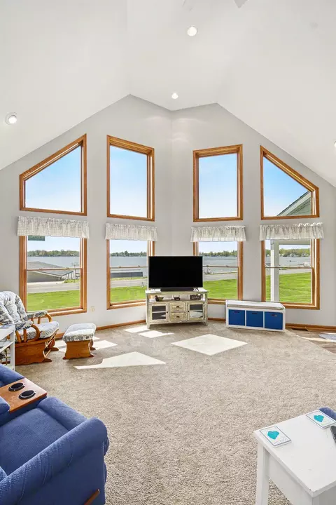 6628 Spinnaker, Crystal, MI 48818 photo 17