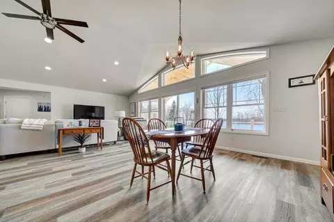 Dining - 1693 Manchester, Gladwin, MI 48624 photo 1 of 2