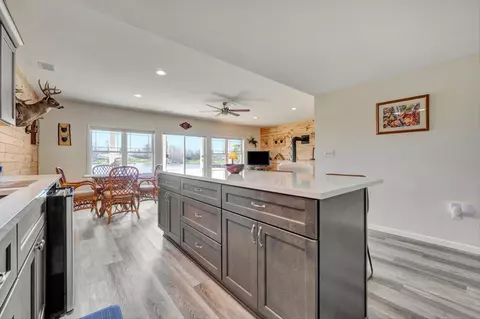 Kitchen - 1693 Manchester, Gladwin, MI 48624 photo 6 of 7