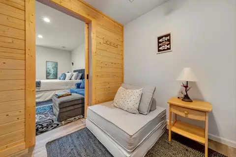 Bedroom - 1693 Manchester, Gladwin, MI 48624 photo 7 of 7