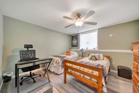 Bedroom - 1693 Manchester, Gladwin, MI 48624 photo 3 of 7