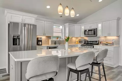 Kitchen - 1693 Manchester, Gladwin, MI 48624 photo 2 of 7