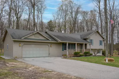 9814 Bobbys, Traverse City, MI 49684