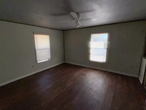 Living - 559 Gitchegumee, Buckley, MI 49620 photo 3 of 4