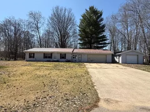 559 Gitchegumee, Buckley, MI 49620
