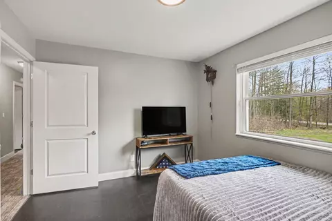 Bedroom - 1015 Shaw, Gladwin, MI 48624 photo 4 of 7