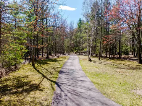 125 Dubonnet, Interlochen, MI 49643 photo 37