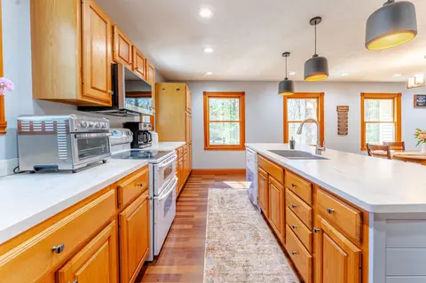 125 Dubonnet, Interlochen, MI 49643 photo 17