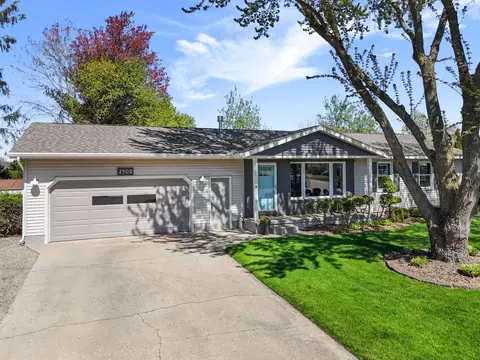 2900 Victoria, Traverse City, MI 49684