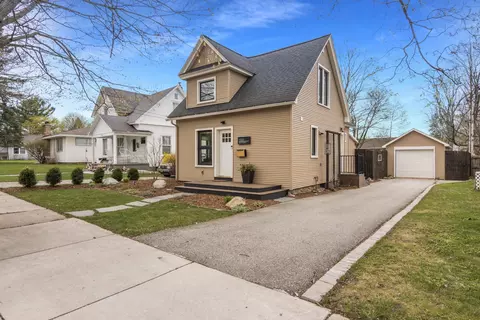 1020 Randolph, Traverse City, MI 49684