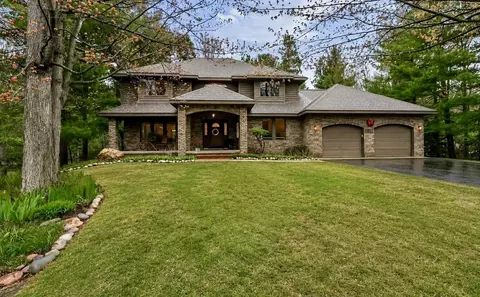 3927 Village Cir, Traverse City, MI 49686