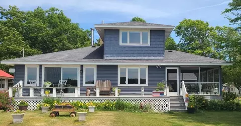 4329 Brook, Frankfort, MI 49635
