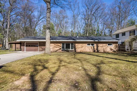 7736 NW Ladd, Rapid City, MI 49676