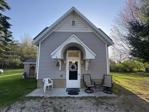 1012 S 35, Cadillac, MI 49601