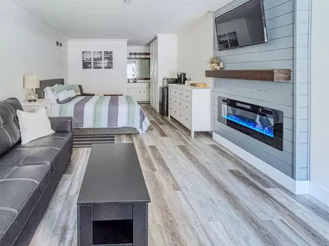5610 Shanty Crk #104, Bellaire, MI 49615