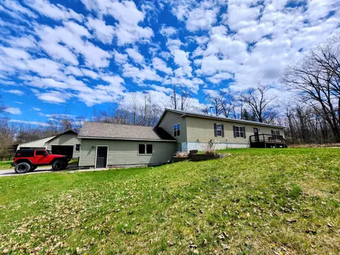 8051 County Road 489, Atlanta, MI 49709