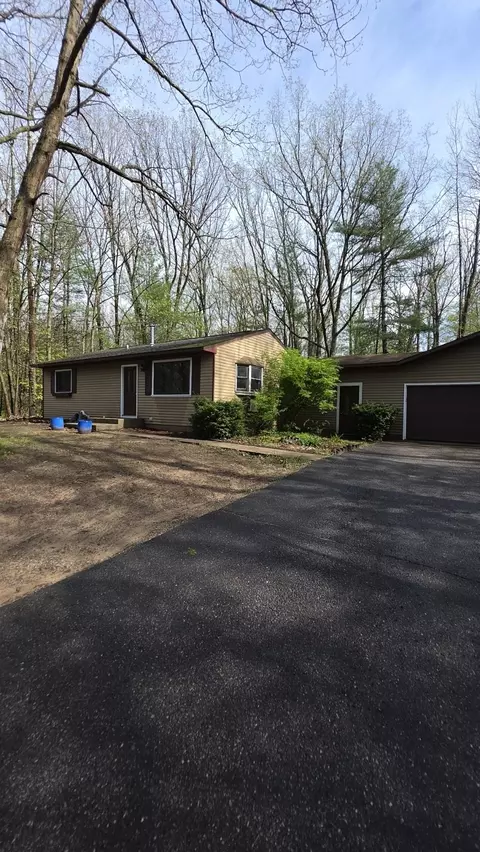 1301 Innwood N, Interlochen, MI 49643