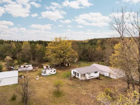960 E 32, Boon, MI 49618 photo 1