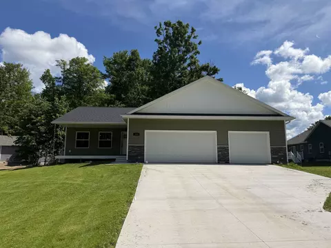 1092 Birmley Ests, Traverse City, MI 49696