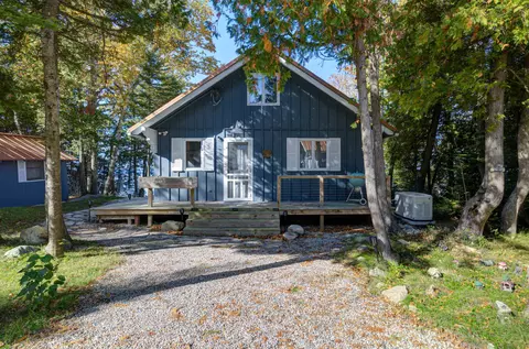 14827 N Cathead Bay, Northport, MI 49670