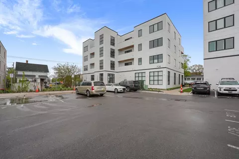 708 Randolph #309, Traverse City, MI 49684