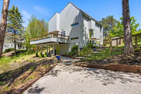 10381 S Leelanau, Traverse City, MI 49684