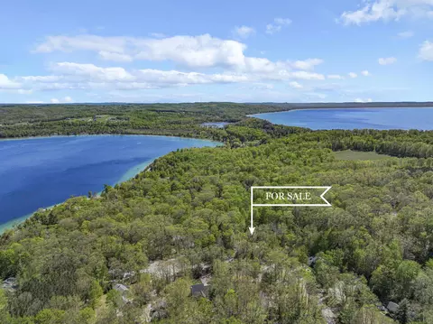4021 E Oxford Lot 29 30 #LOT : 29, 30, Leland, MI 49654